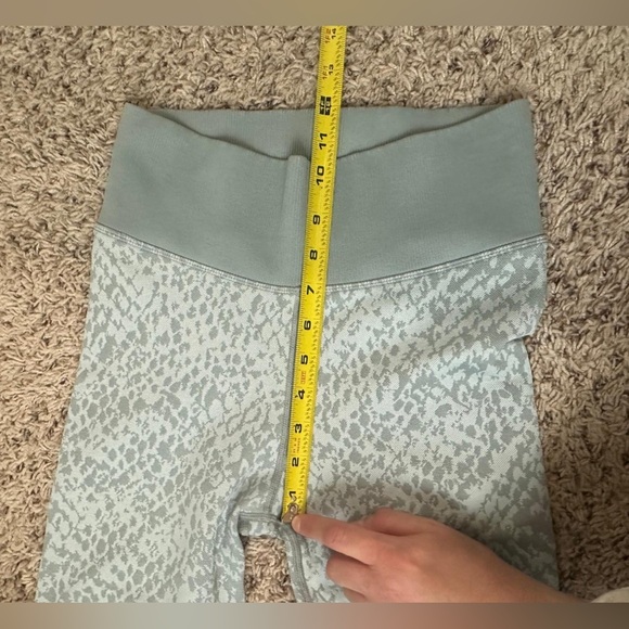 OFFLINE by Aerie Seamless Snake Leggings 7/8 Length High Waisted Salty Air Sz S - Picture 8 of 11